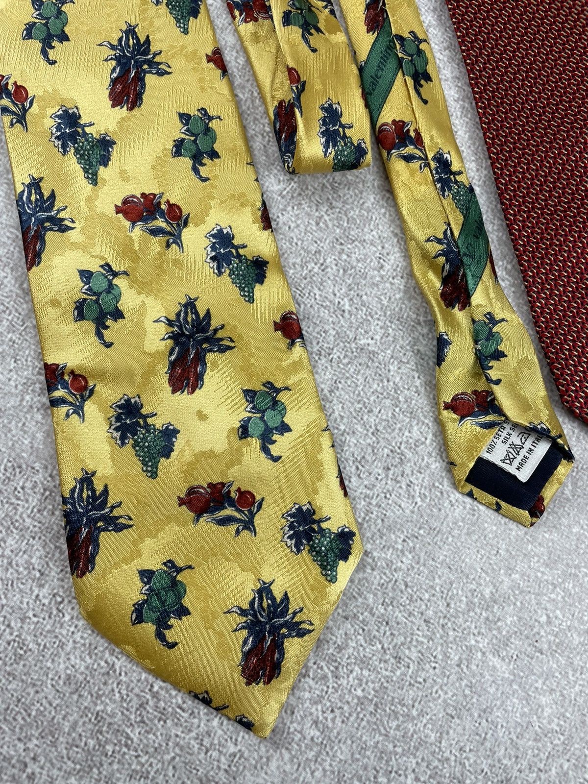 Valentino × Vintage Vintage Valentino Printed Silk Tie Size ONE SIZE - 5 Thumbnail
