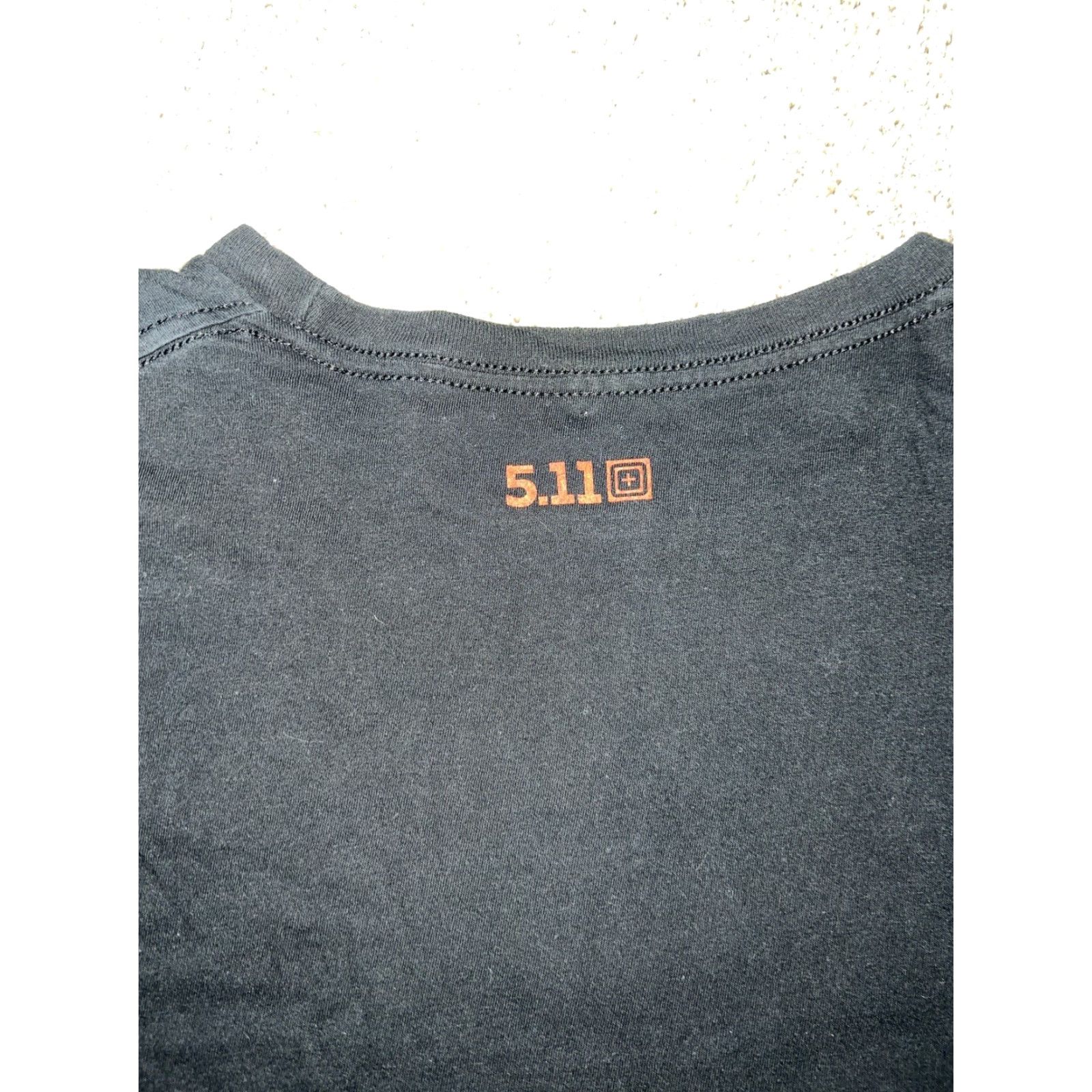 Vintage VINTAGE? (No) 5.11 Tactical Black Graphic T-Shirt Men’s L Size US L / EU 52-54 / 3 - 4 Thumbnail