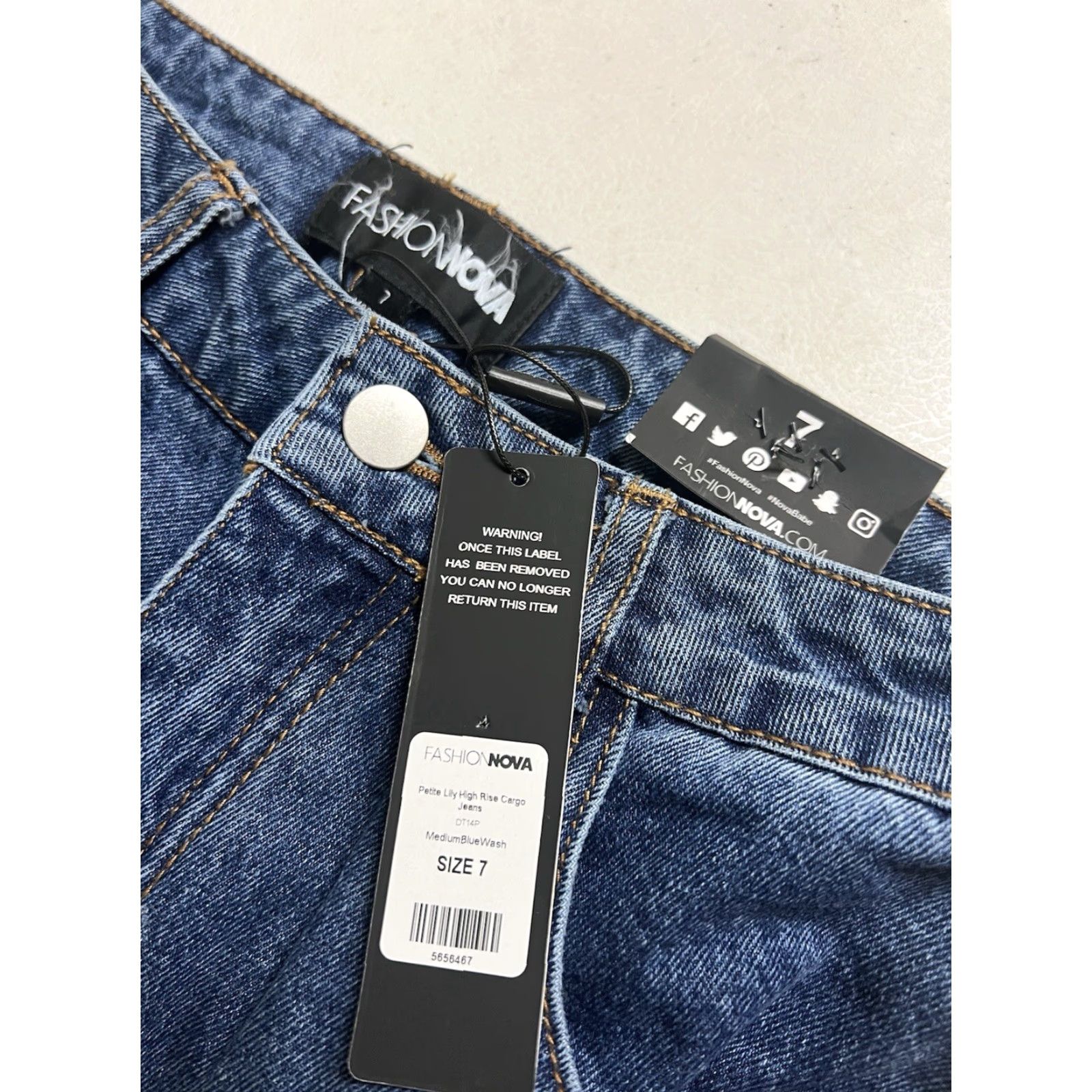 Fashion Nova Fashion nova Jeans Women 7 Blue Cargo Hi-Rise 90s Y2K Baggy Wide-Leg NEW Size 28" / US 6 / IT 42 - 7 Thumbnail