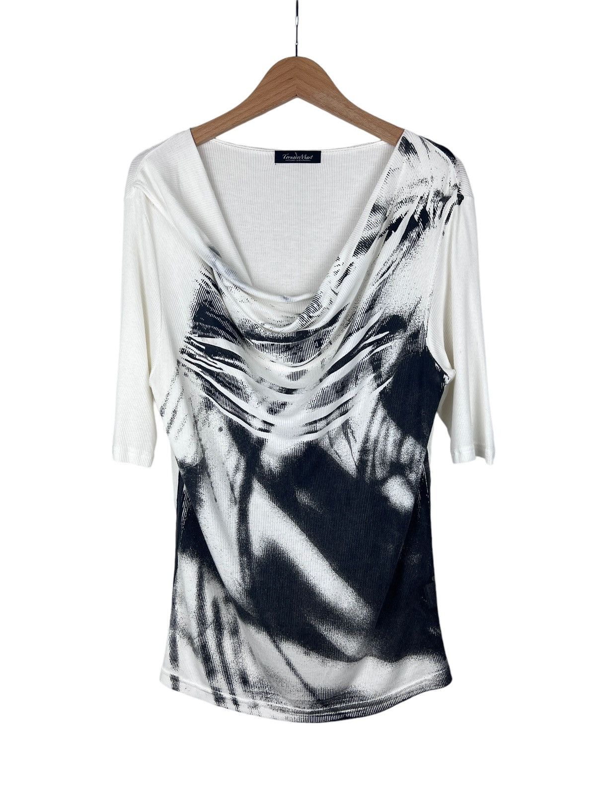 Tornado Mart Tornado Mart Trompe L’œil Printed Goth Tshirt Size US M / EU 48-50 / 2 - 1 Thumbnail