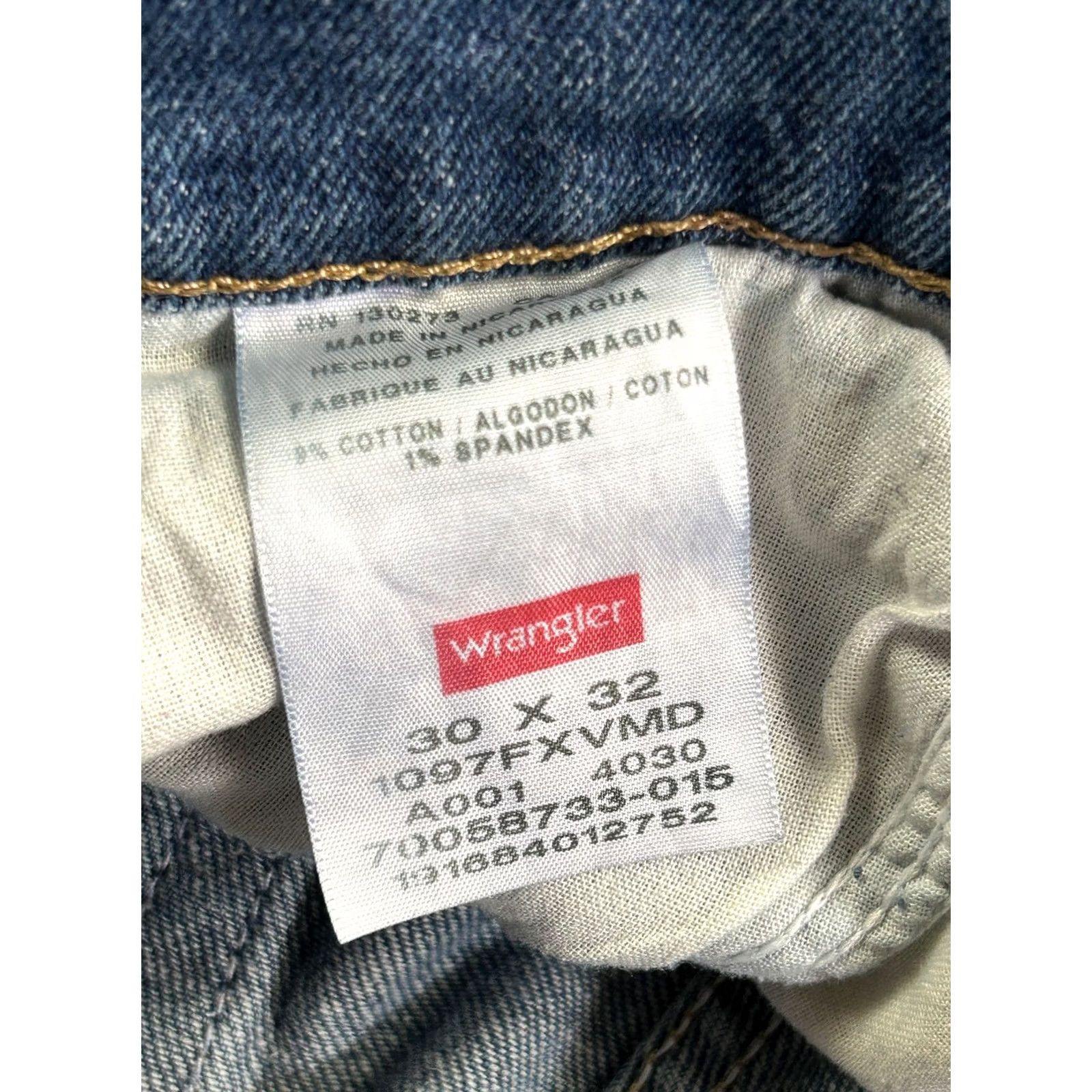 Wrangler Wrangler Jeans Mens 30 x 32 Relaxed Fit Denim Workwear 1097FXVMD Regular Blue Jeans Size US 30 / EU 46 - 4 Thumbnail