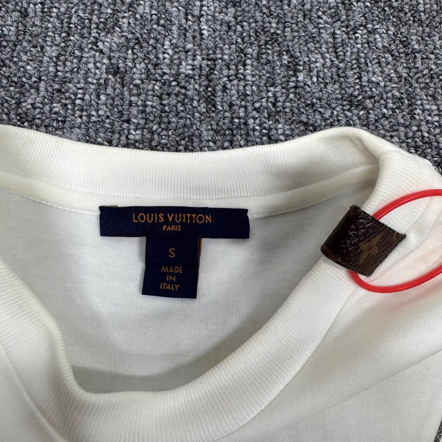 Louis Vuitton LV Graffiti Short Sleeve T S 99 New Size S / US 4 / IT 40 - 4 Thumbnail