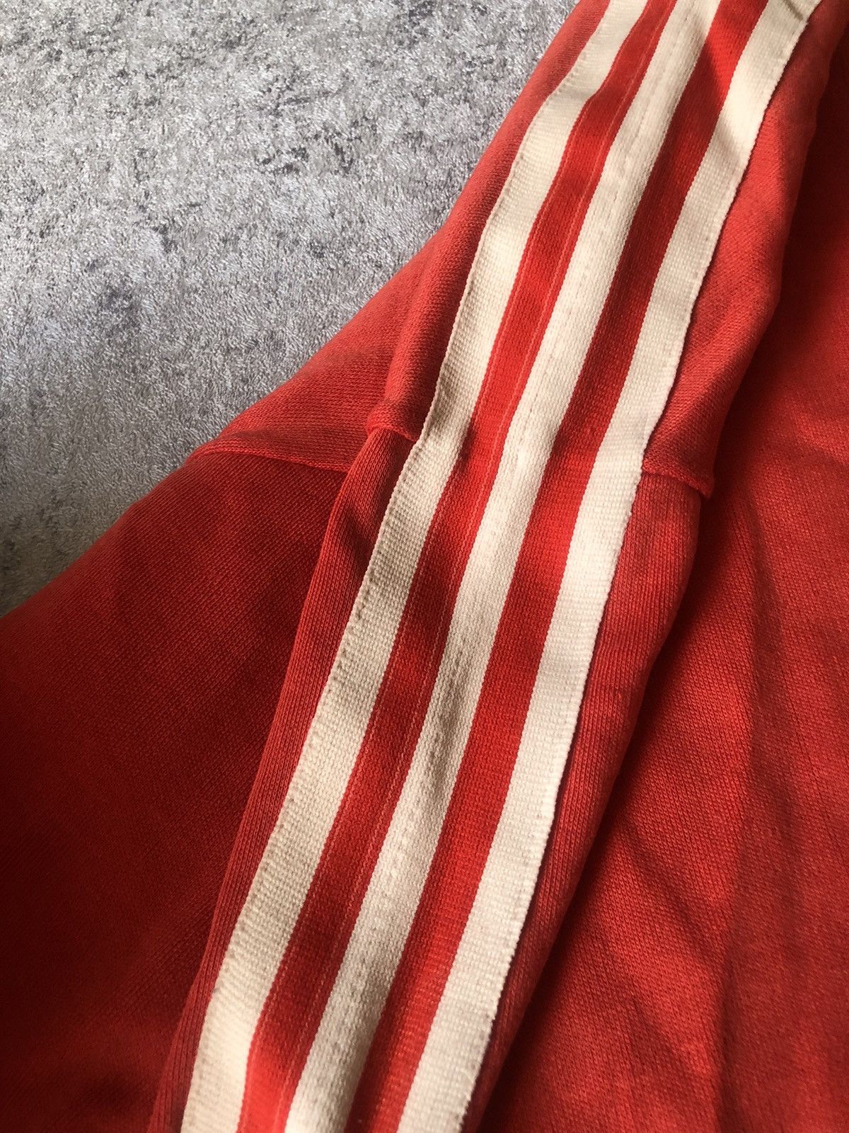 Adidas × Vintage VINTAGE 80-90’s ADIDAS TEE Size US S / EU 44-46 / 1 - 3 Thumbnail
