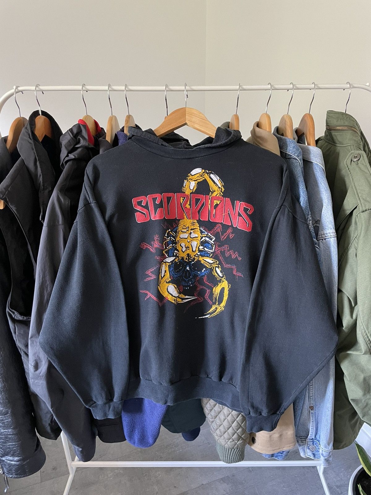 Band Tees Vintage 90s Scorpions Band Washed Hoodie Size US M / EU 48-50 / 2 - 2 Thumbnail