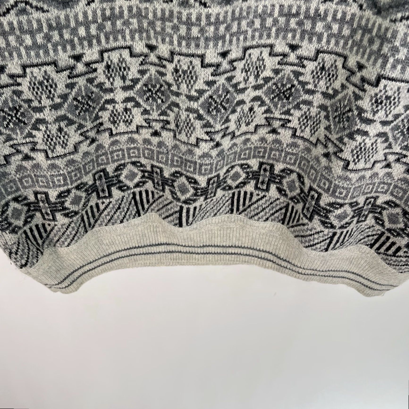 Vintage VINTAGE Oster Fair Isle Sweater Men Size L Wool Crew Neck Chunky Knit 80s 90s Outdoor Winter Size US L / EU 52-54 / 3 - 4 Thumbnail