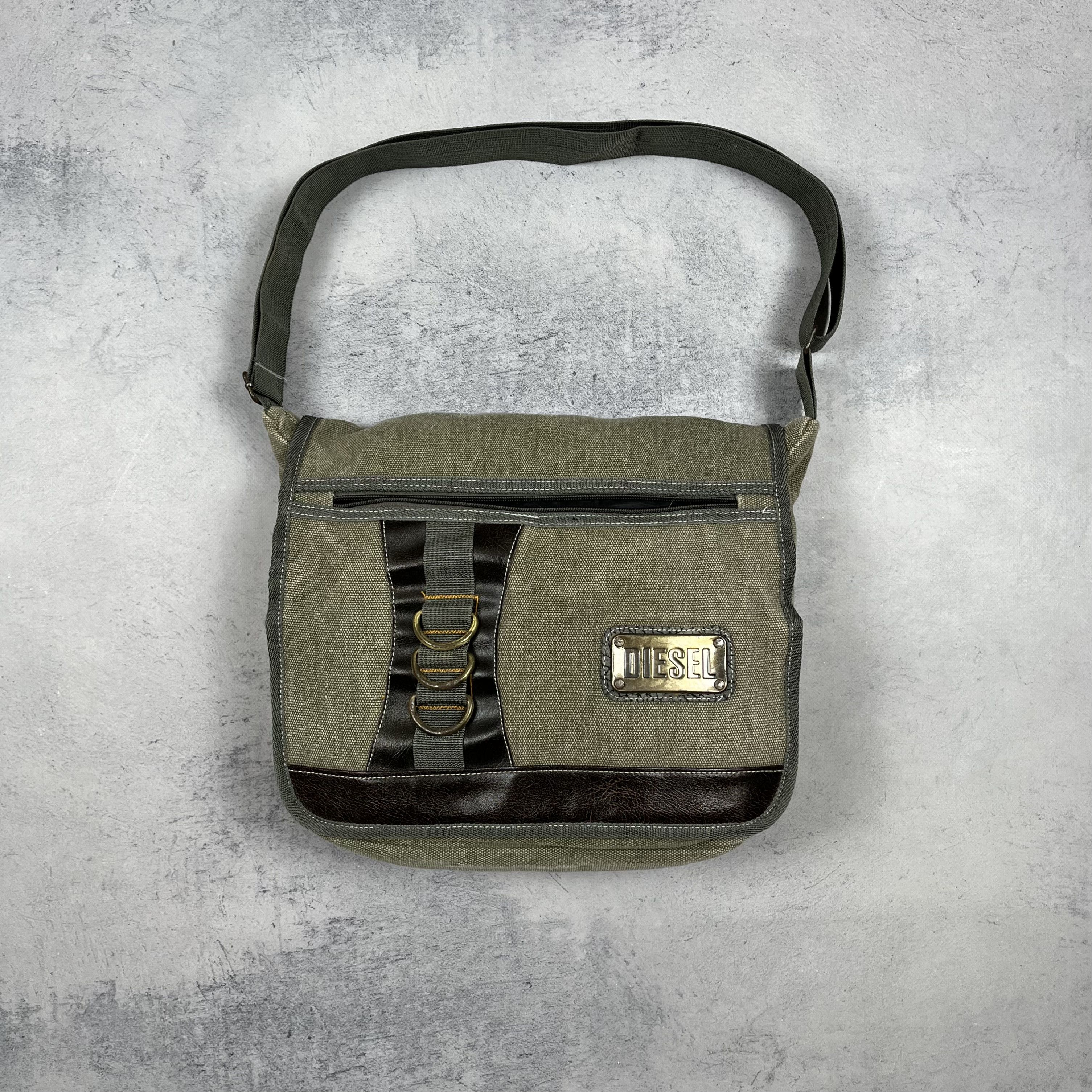 Diesel Vintage Diesel Military Y2K Crossbody Bag 2000’s Size ONE SIZE - 2 Thumbnail