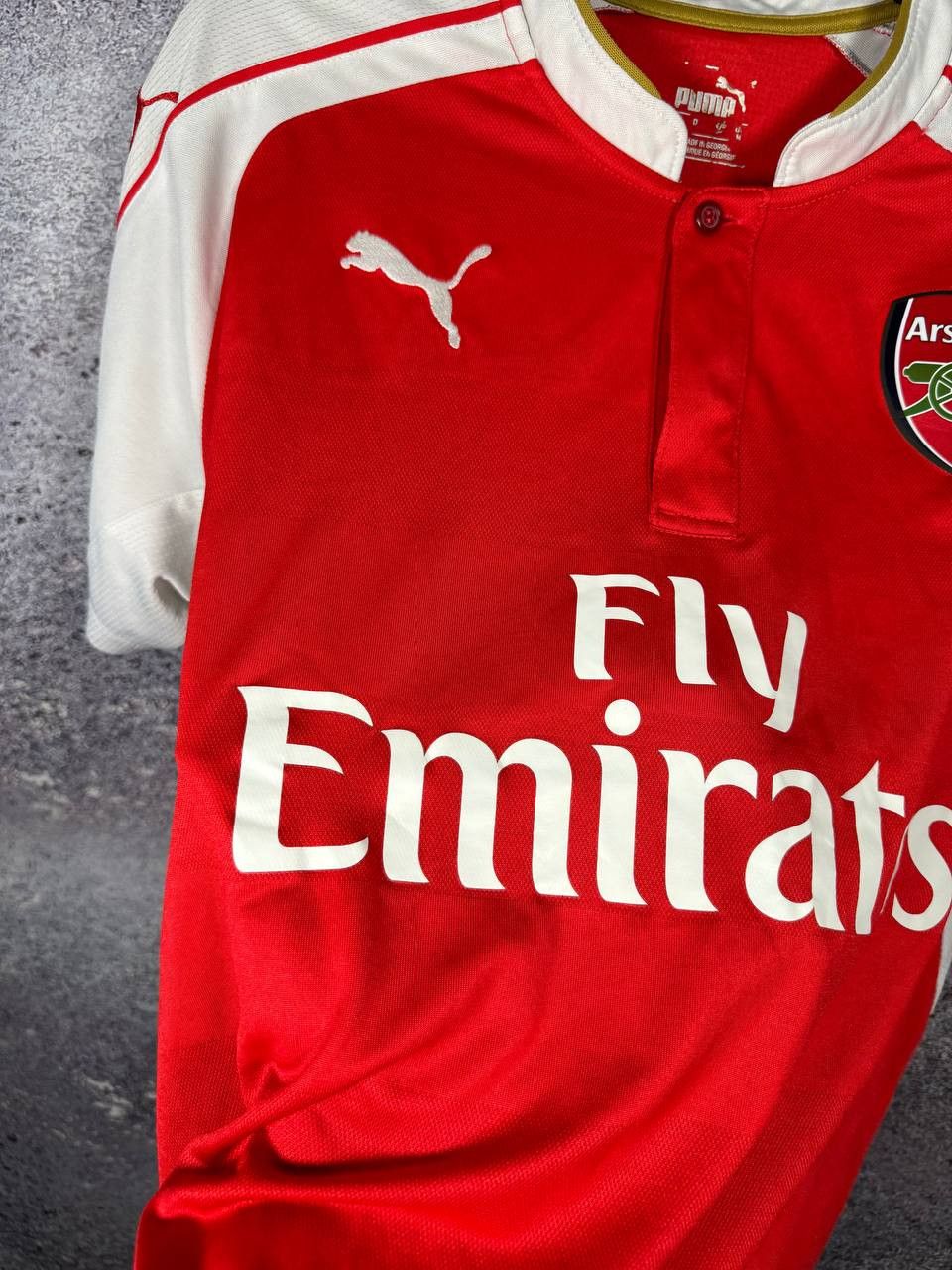 Puma Vintage Arsenal 2015/16 Home Puma Soccer Jersey Medium Size US M / EU 48-50 / 2 - 4 Thumbnail