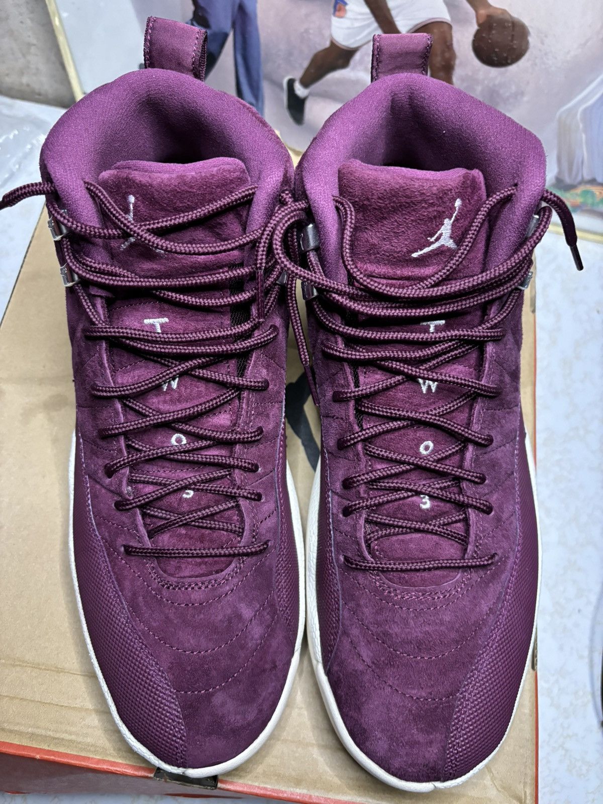 Jordan Brand Air Jordan 12 Retro Bordeaux 2017 Size US 11.5 / EU 44-45 - 2 Thumbnail