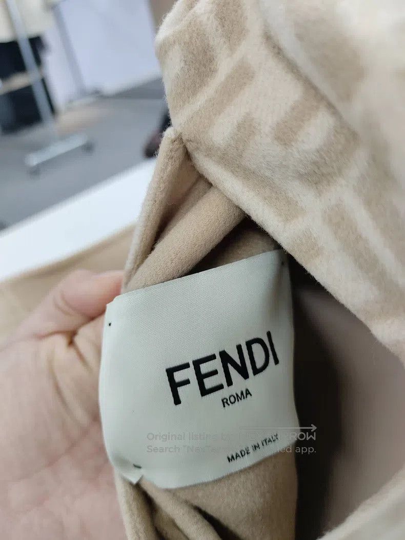 Fendi Fendi Double-Sided Monogram Patch Leather Zip Jacket Size XS / US 0-2 / IT 36-38 - 3 Thumbnail