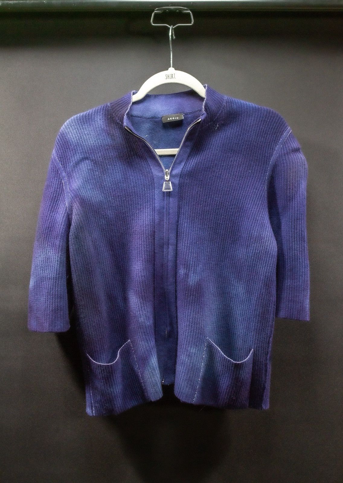 Akris AKRIS Switzerland cashmere full-zip knit top. Size XL / US 12-14 / IT 48-50 - 1 Thumbnail