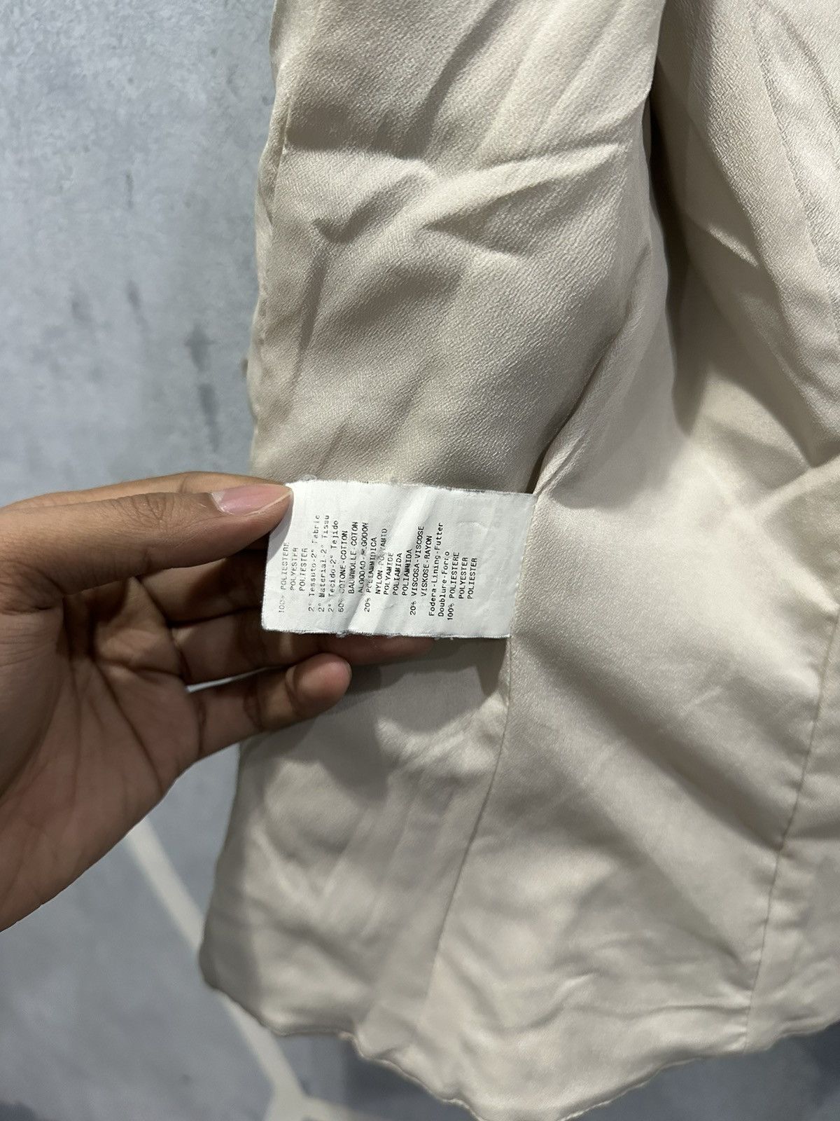 Armani Collezioni × Giorgio Armani Armani Collezioni Blouse Made In Italy Size S / US 4 / IT 40 - 11 Thumbnail