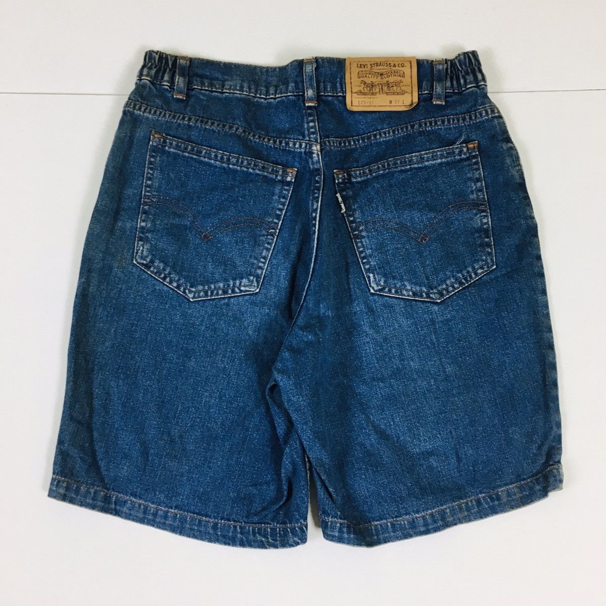 Levi's Vintage Levi’s Scovil Japan Short Size 27" / US 4 / IT 40 - 2 Thumbnail