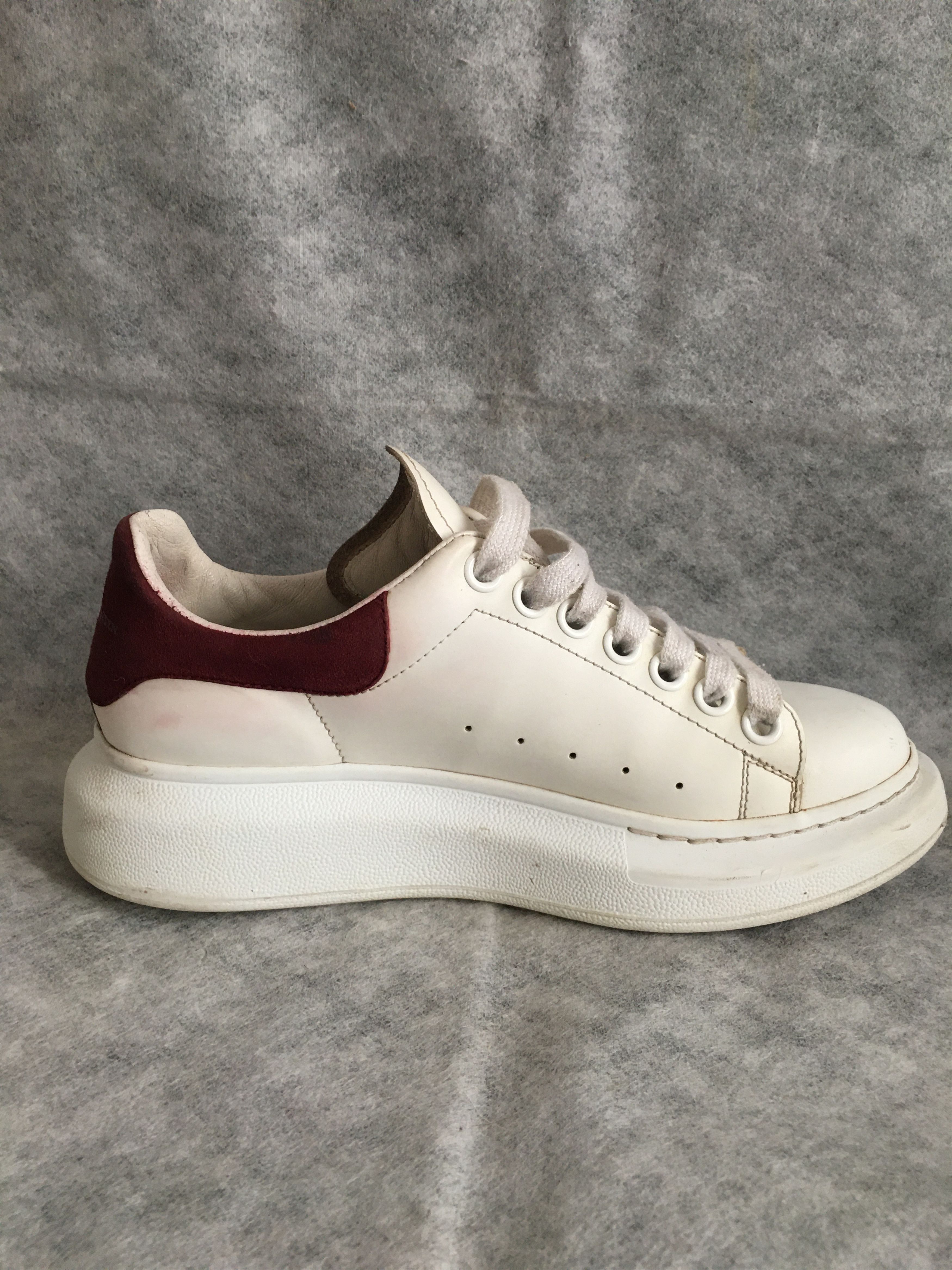 Alexander McQueen Alexander McQueen Oversized Leather Sneakers EU 37 Size US 7 / IT 37 - 6 Thumbnail