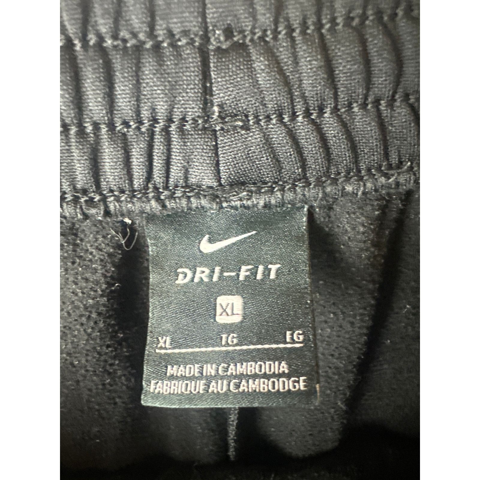 Nike Nike Boys Unisex Black Dri Fit Track Pants Size XLarge Size US 39 - 9 Thumbnail
