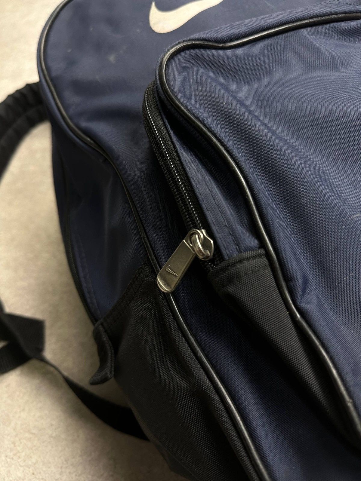 Nike Vintage Nike Swoosh Retro Y2K Backpack Os Size ONE SIZE - 3 Thumbnail