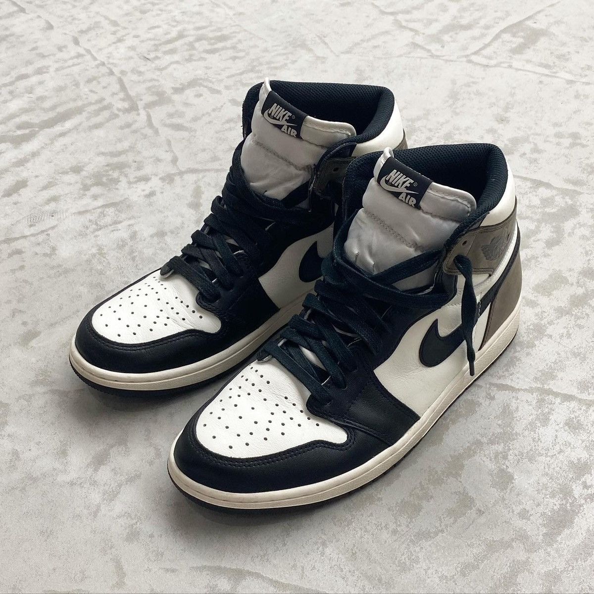 image of Nike Jordan 1 Retro High (Dark Mocha) Shoes, Men's (Size 10.5)