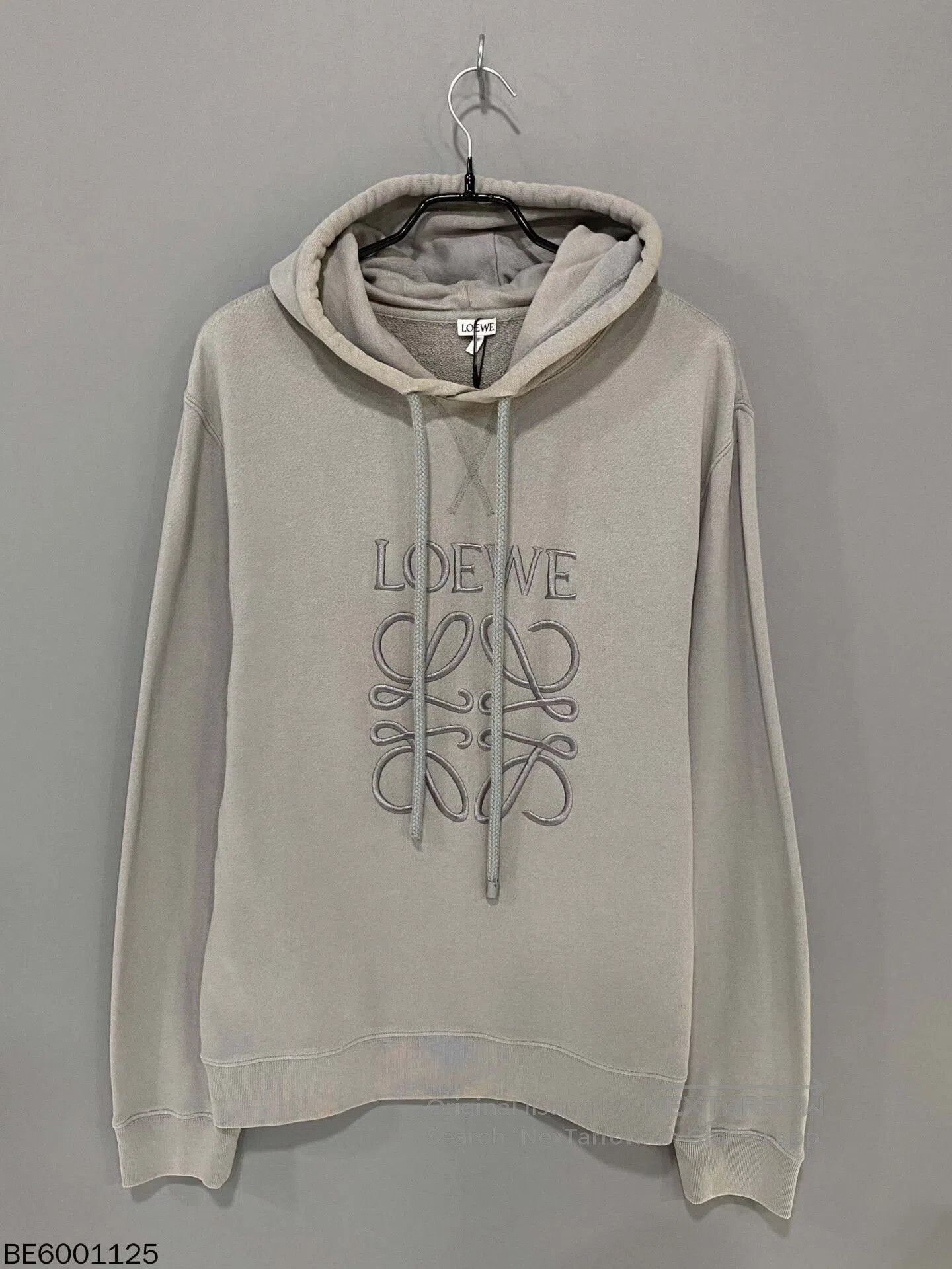 Loewe LOEWE Embroidered Logo Hoodie. Size US L / EU 52-54 / 3 - 1 Thumbnail