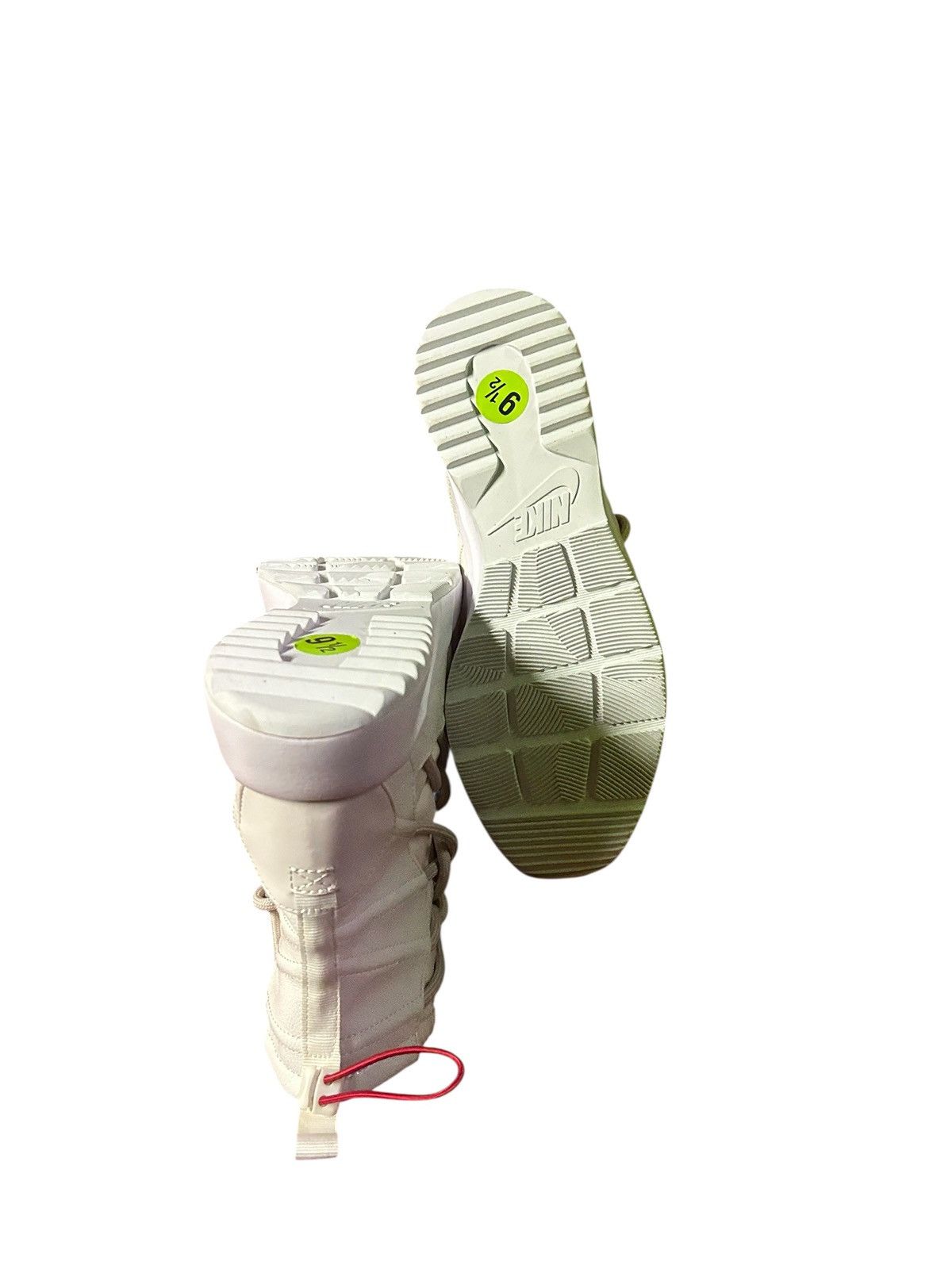 Nike Nike Tanjun High Rise Size US 9.5 / EU 42-43 - 6 Thumbnail