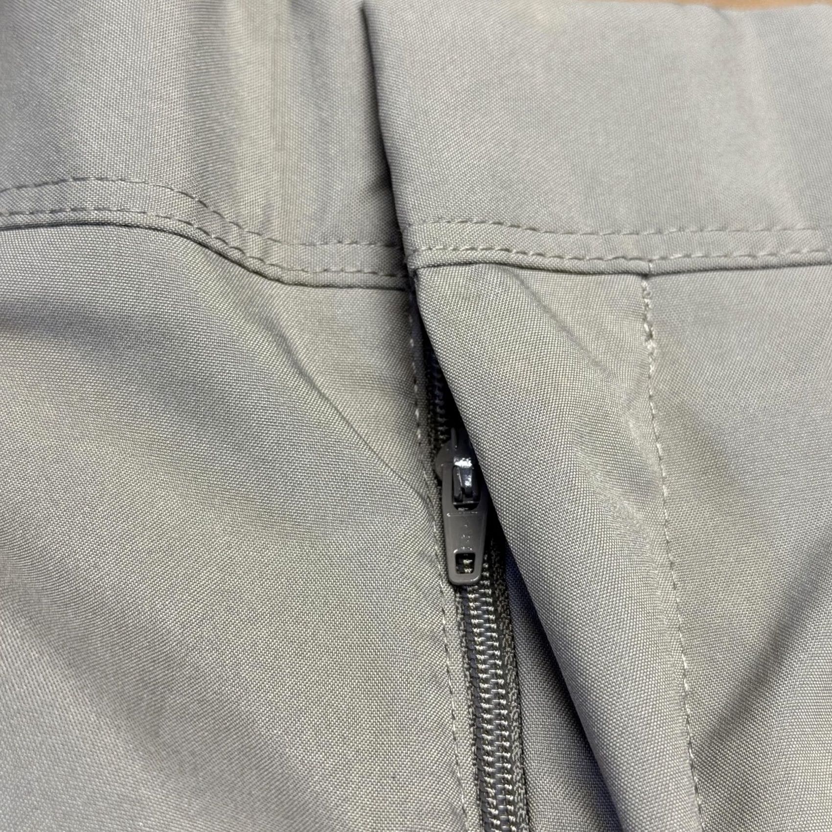Vintage Alan Flusser Mens Gray Dress Pants 36x30 Flat Front Microfiber Classic Business Size US 36 / EU 52 - 7 Thumbnail