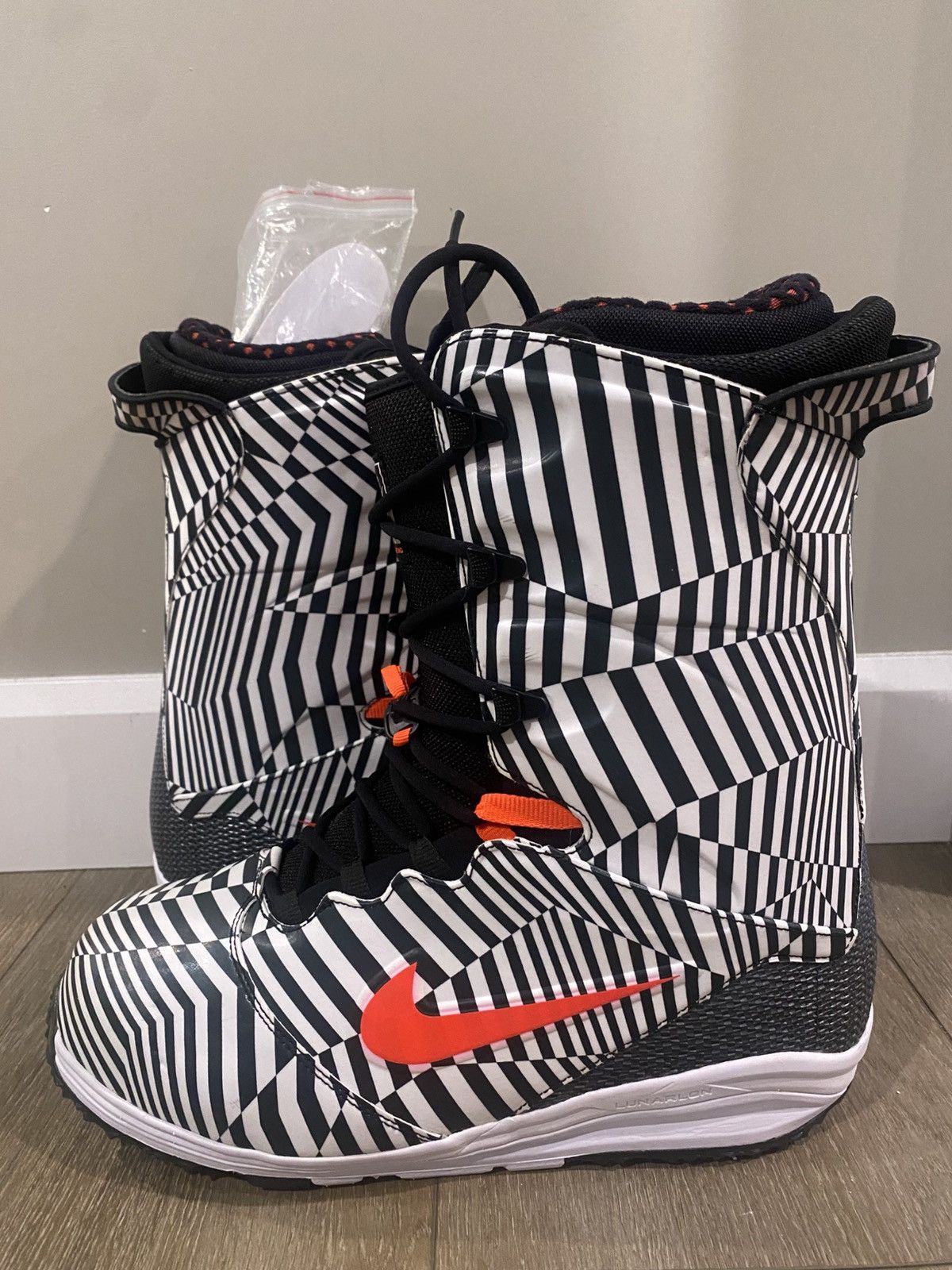 Nike Nike Zoom Lunarendor QS Snowboard Boots “Dazzle” Size US 13 / EU 46 - 3 Thumbnail
