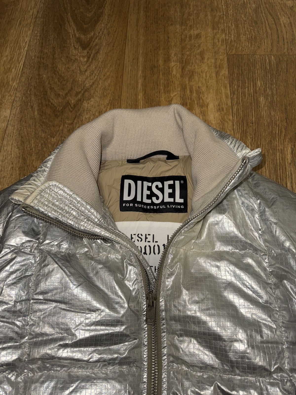 Diesel VINTAGE DIESEL SILVER PUFFER DOWN JACKET Size US XXS / EU 40 - 2 Thumbnail