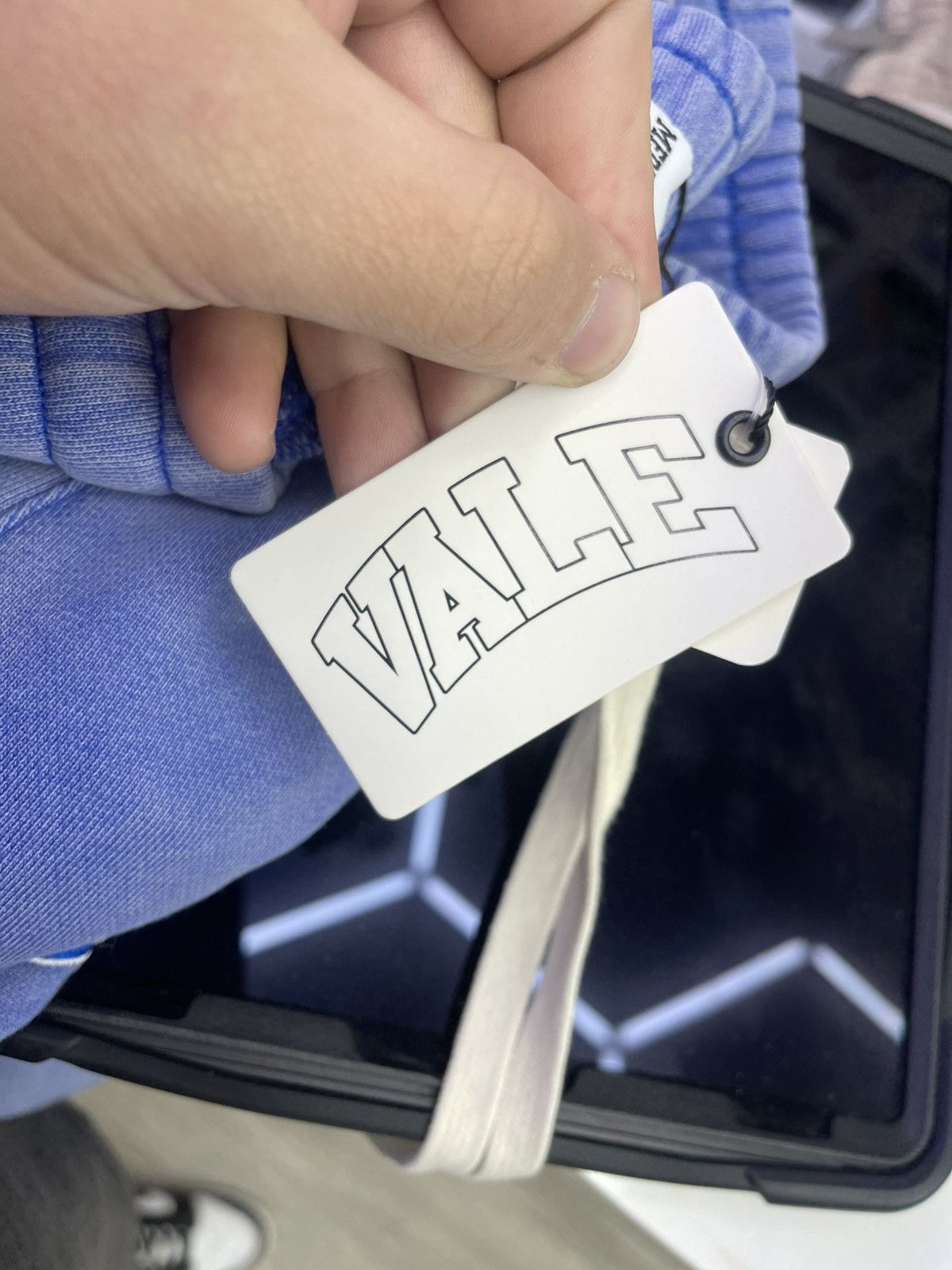 Vale Vale lives “insignia” Sweatpants (blue) Size US 30 / EU 46 - 5 Thumbnail