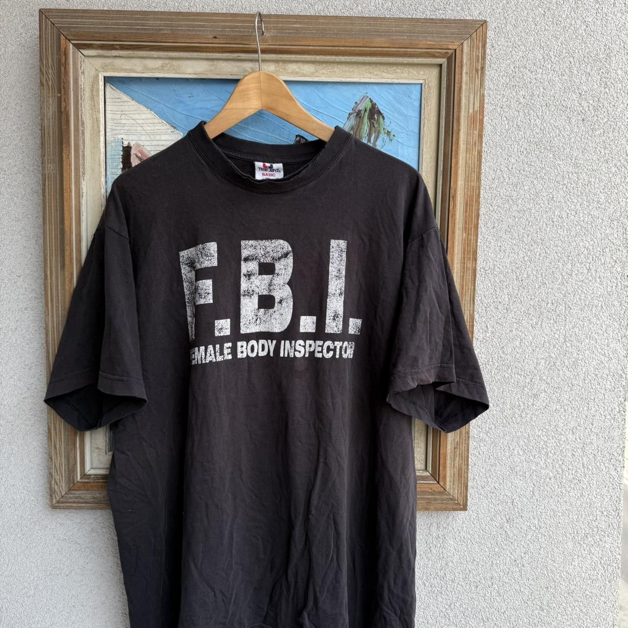 Vintage FBI Female Body Inspector Vintage Thrashed T shirt Tee Size US L / EU 52-54 / 3 - 3 Thumbnail