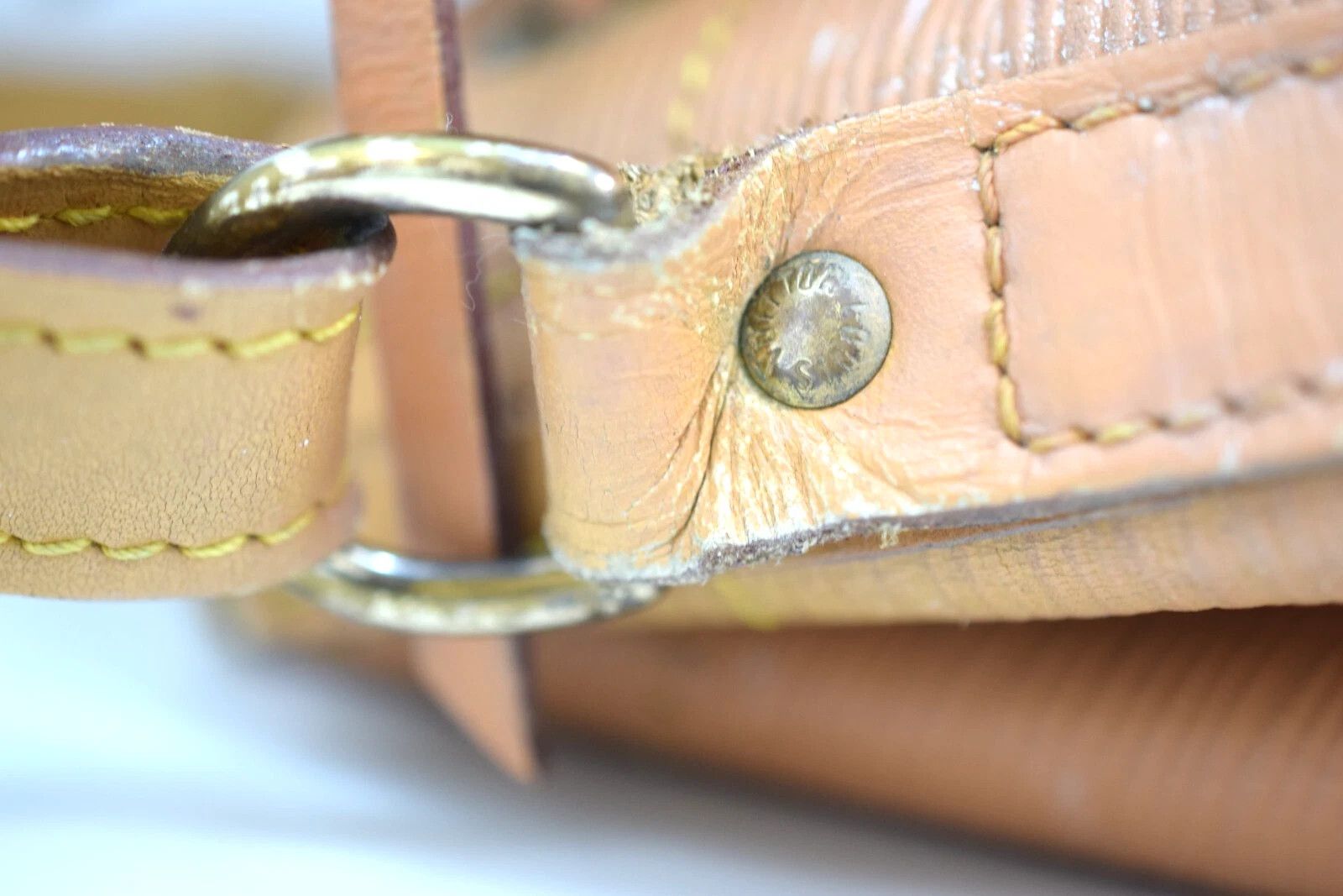 Louis Vuitton Auth Louis Vuitton Petit Noé Shoulder Bag Epi Leather M44108 Size ONE SIZE - 11 Thumbnail