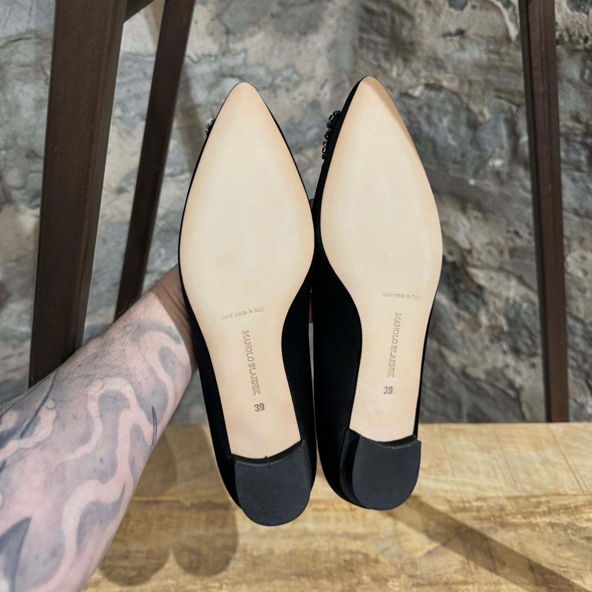 Manolo Blahnik Manolo Blahnik Hangisi Black Satin Jewel Buckle Flats Size US 9 / IT 39 - 8 Thumbnail