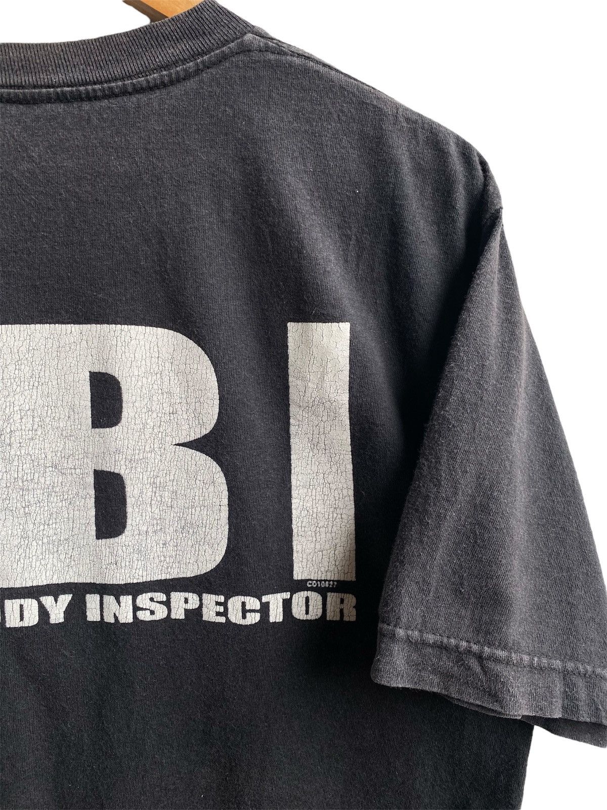 Vintage VINTAGE FBI FEMALE BODY INSPECTOR TEE Size US M / EU 48-50 / 2 - 5 Thumbnail