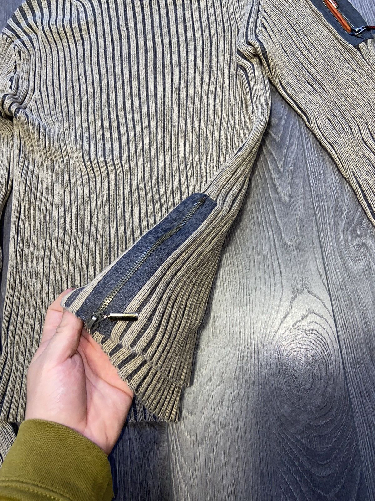 CARLO COLUCCI AVANT GARDE MILITARY KNITWEAR SWEATER