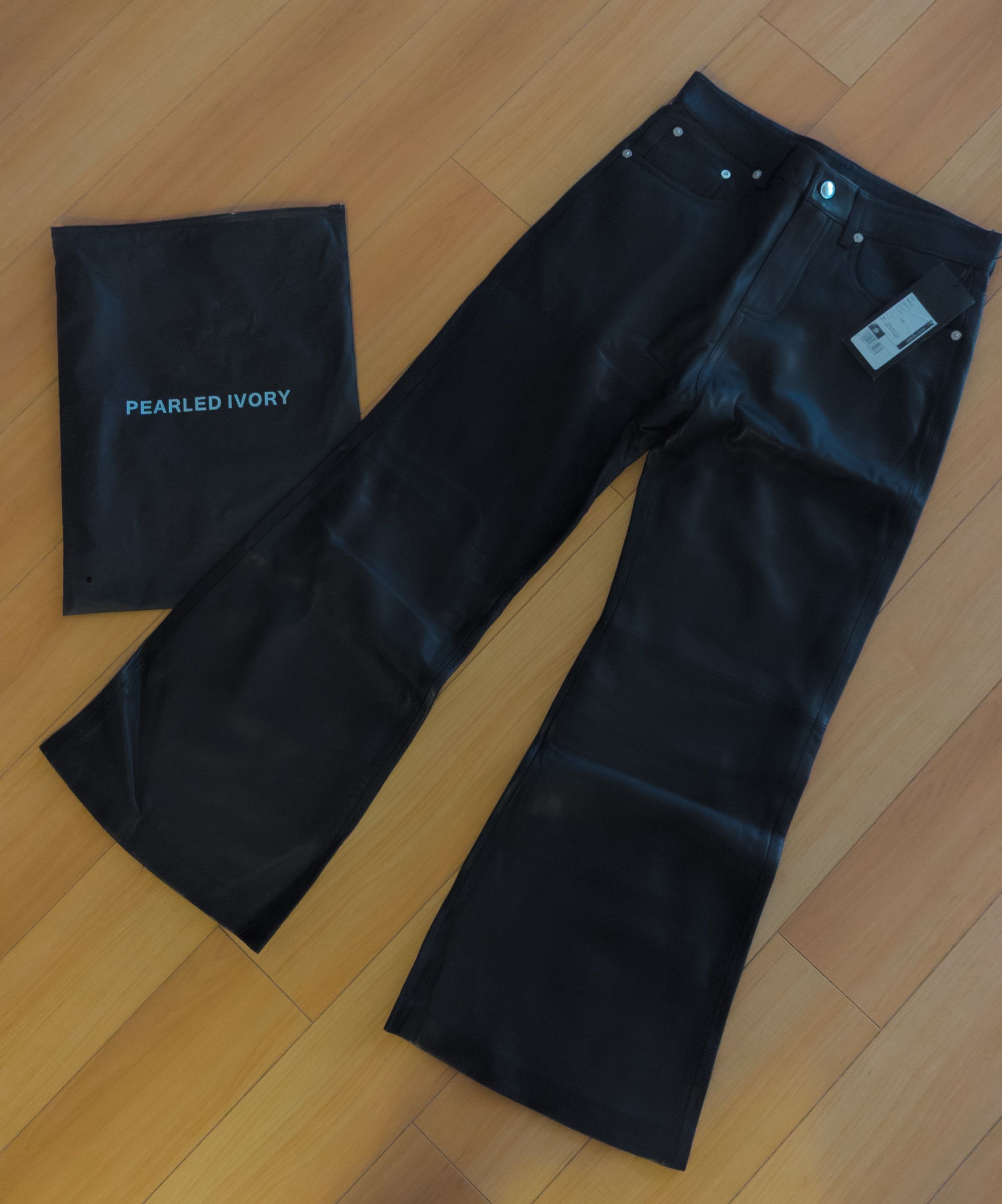 Pearled Ivory Pearled Ivory LAMBSKIN FLARES W28 L28 Size US 28 / EU 44 - 1 Thumbnail