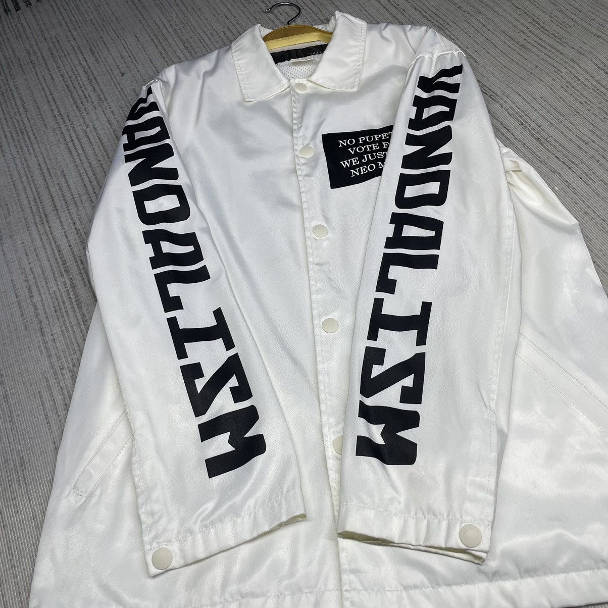 If Six Was Nine Japanese Brand Rovtski VANDALISM coach Jacket Size US L / EU 52-54 / 3 - 10 Thumbnail