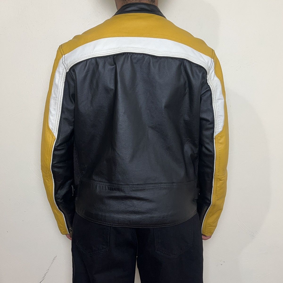Vintage × Wilsons Leather Black and Yellow Wilson’s Leather Jacket Size US L / EU 52-54 / 3 - 10 Thumbnail