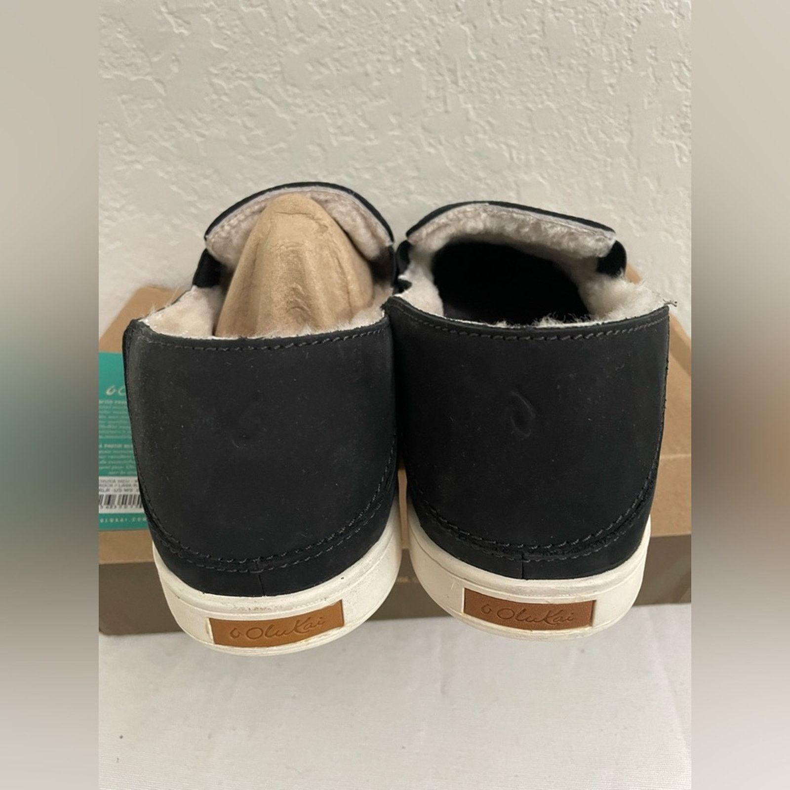 Olukai OLUKAI Pehuea Heu Slip-On Women’s size 9 in Black Nubuck Size US 9 / IT 39 - 5 Thumbnail