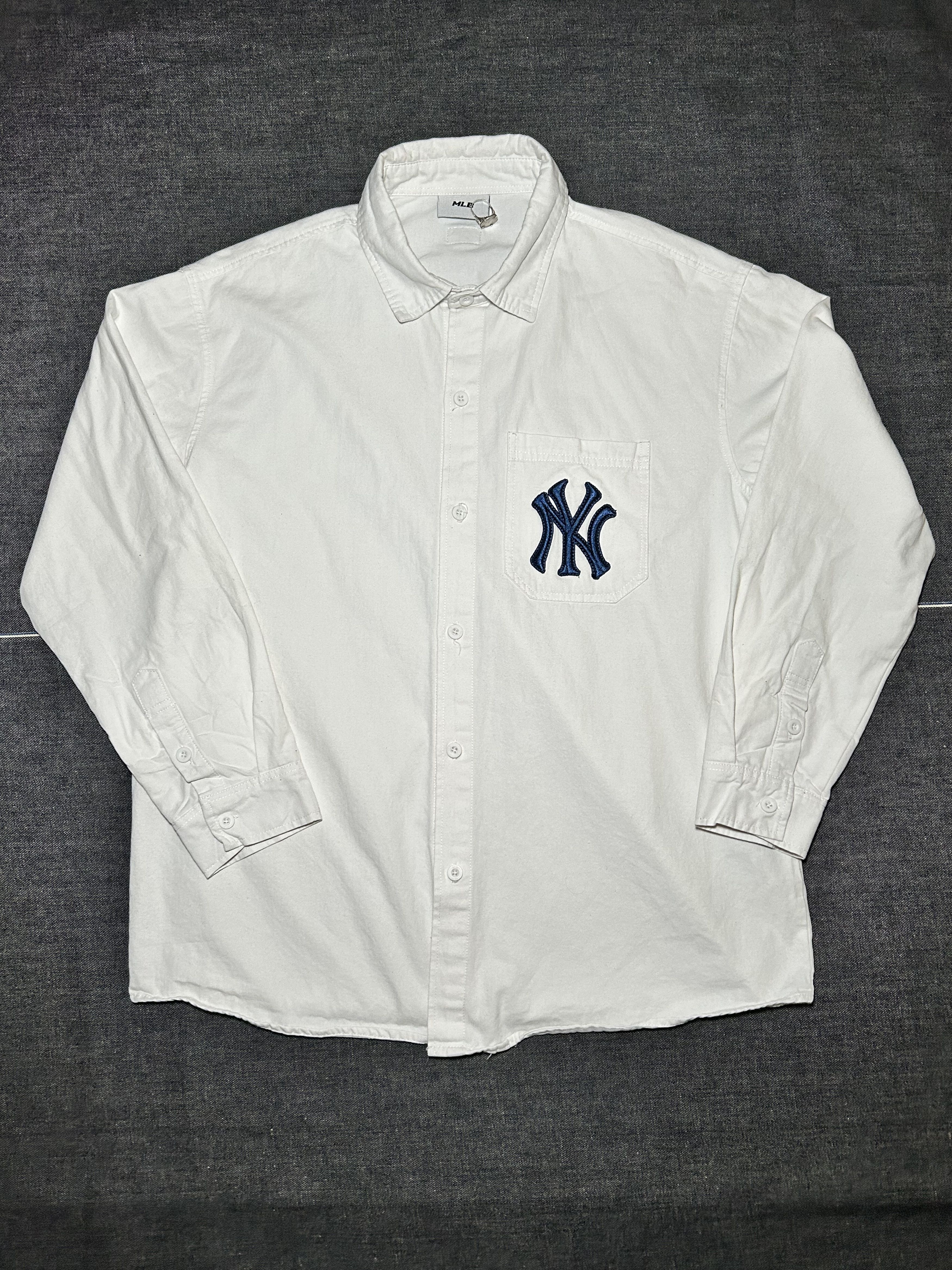 MLB MLB New York Yankees Button-Up Shirt Size US L / EU 52-54 / 3 - 2 Thumbnail