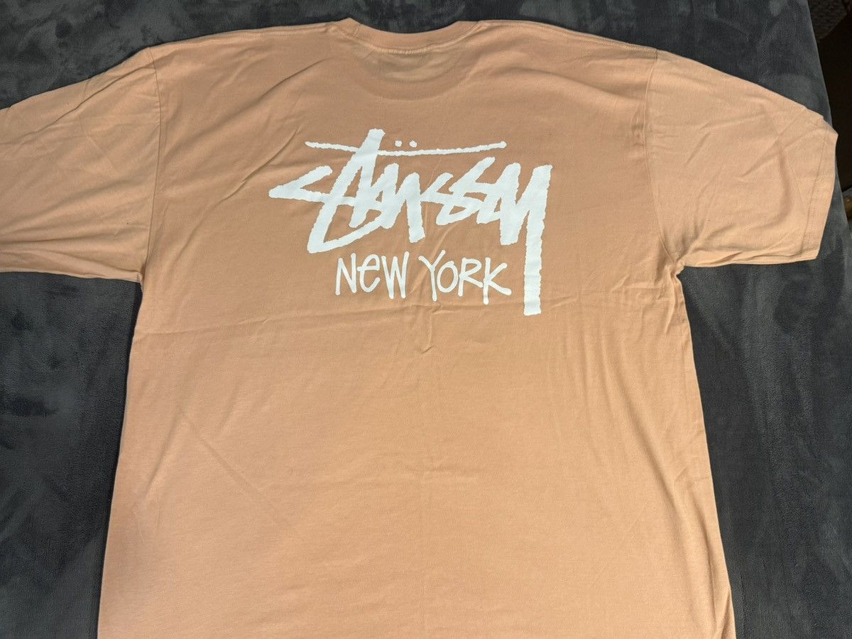 Stussy Stussy New York Chapter Graphic T-Shirt Peach XXL Size US XXL / EU 58 / 5 - 2 Thumbnail