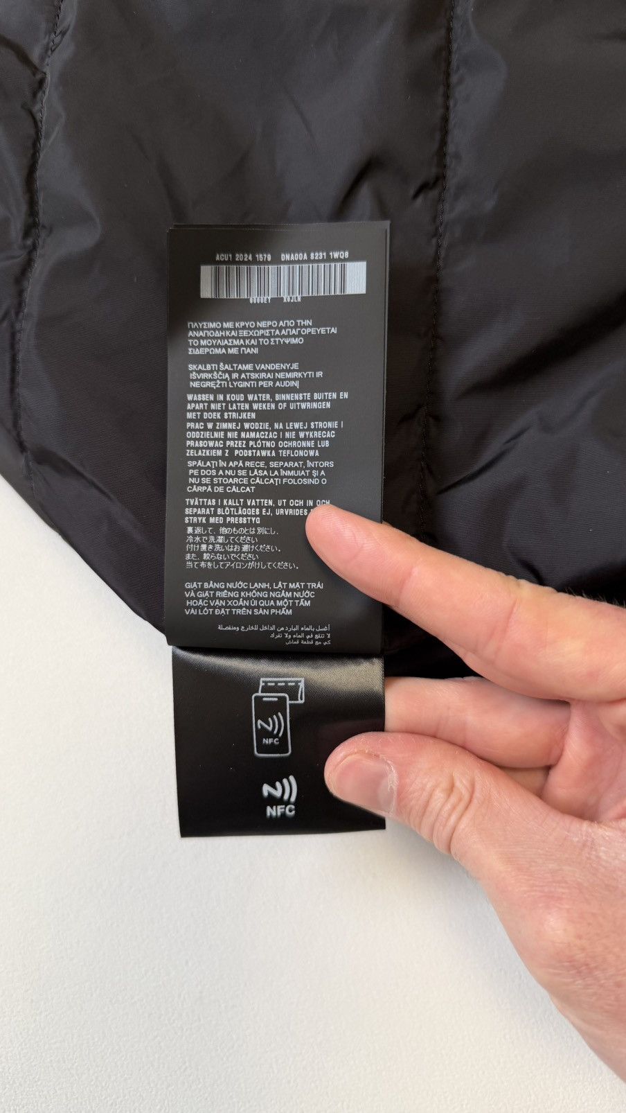 Prada A/W 24 Black Nylon Hooded Utility Jacket Size US L / EU 52-54 / 3 - 16 Thumbnail