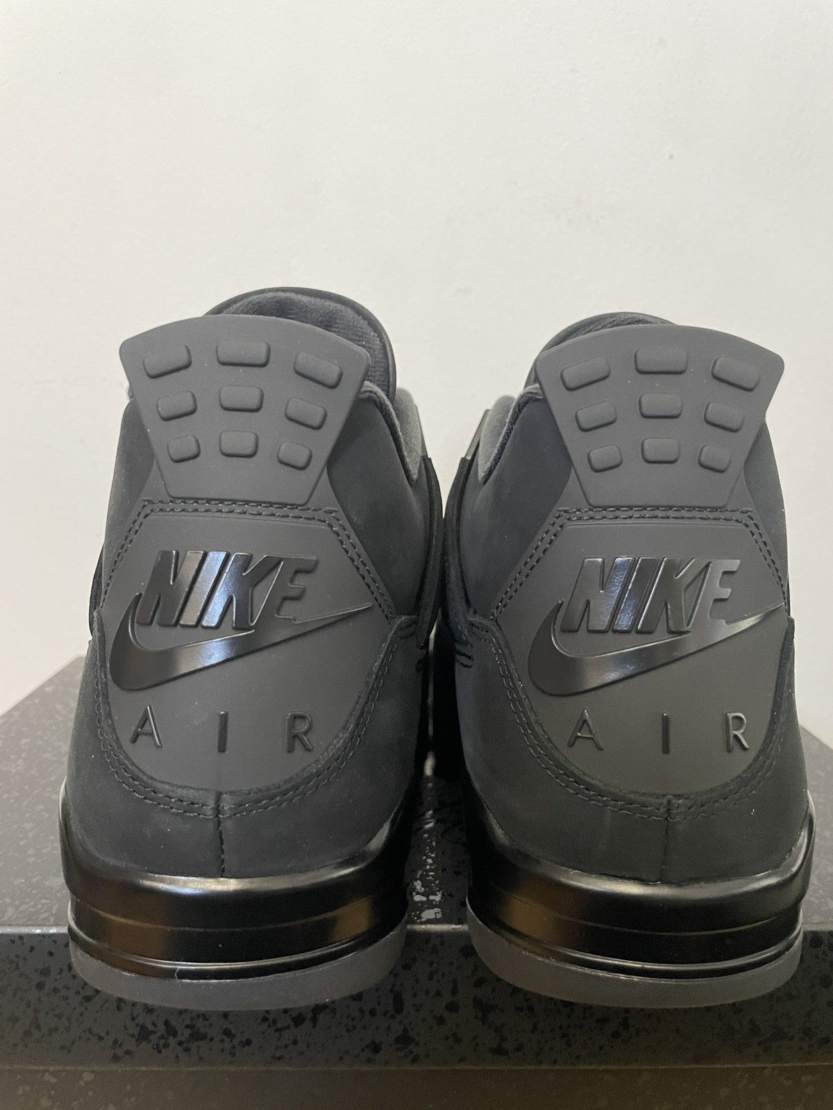 Nike Nike Air Jordan 4 “Black Cat” 2025 Size 11 Size US 11 / EU 44 - 4 Thumbnail