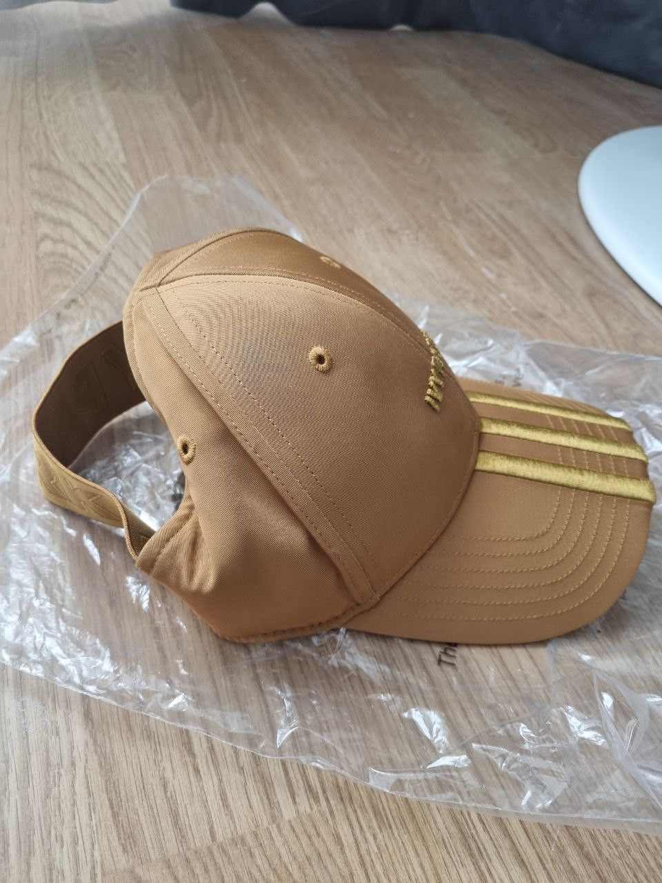 Adidas × Ivy Park adidas Ivy Park Backless Cap Mesa Size ONE SIZE - 2 Thumbnail