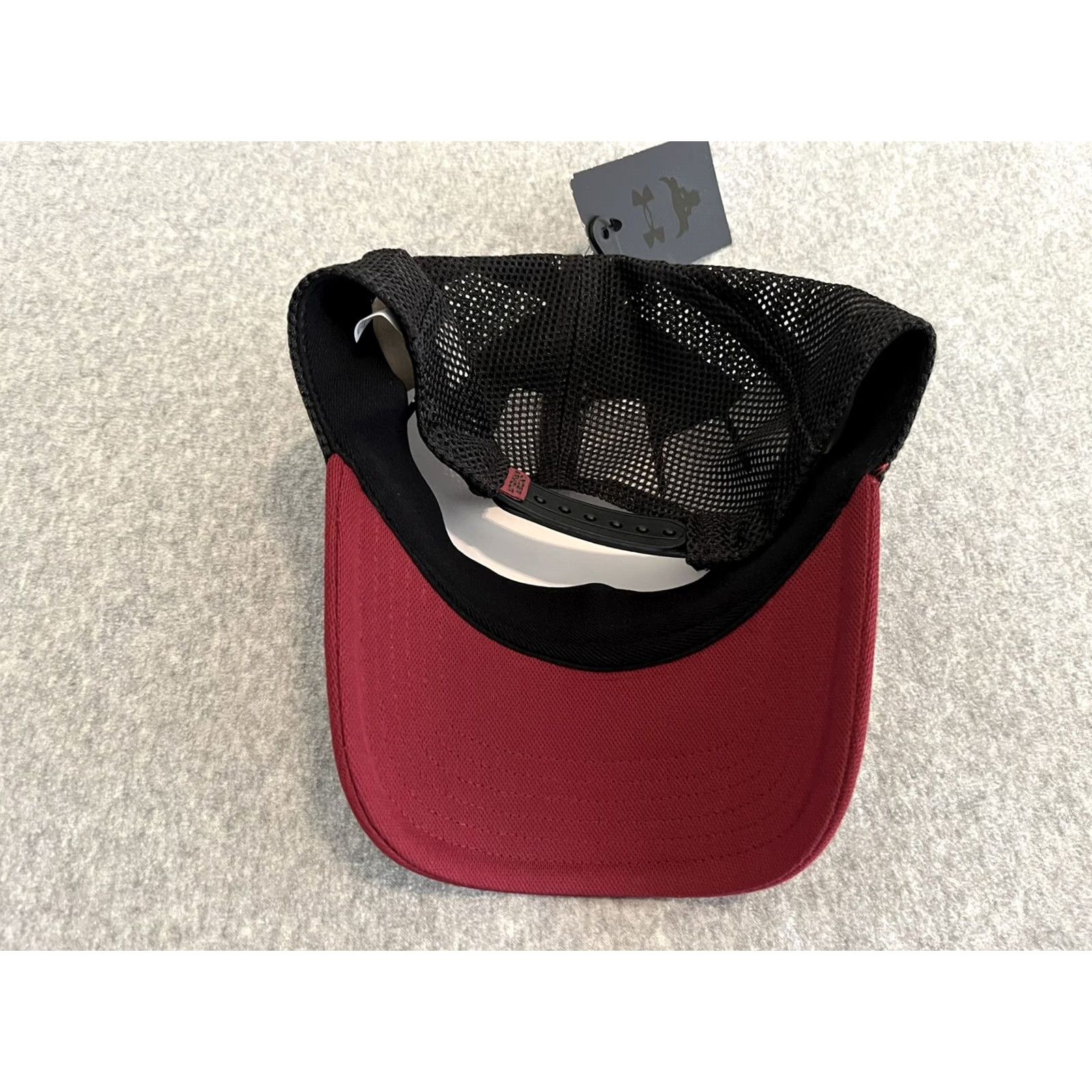 Under Armour Under Armour Hat Cap Snapback Project Rock Outlaw Mana Iron Paradise Maroon/Black Men One Size Cap Snapback Size ONE SIZE - 2 Thumbnail