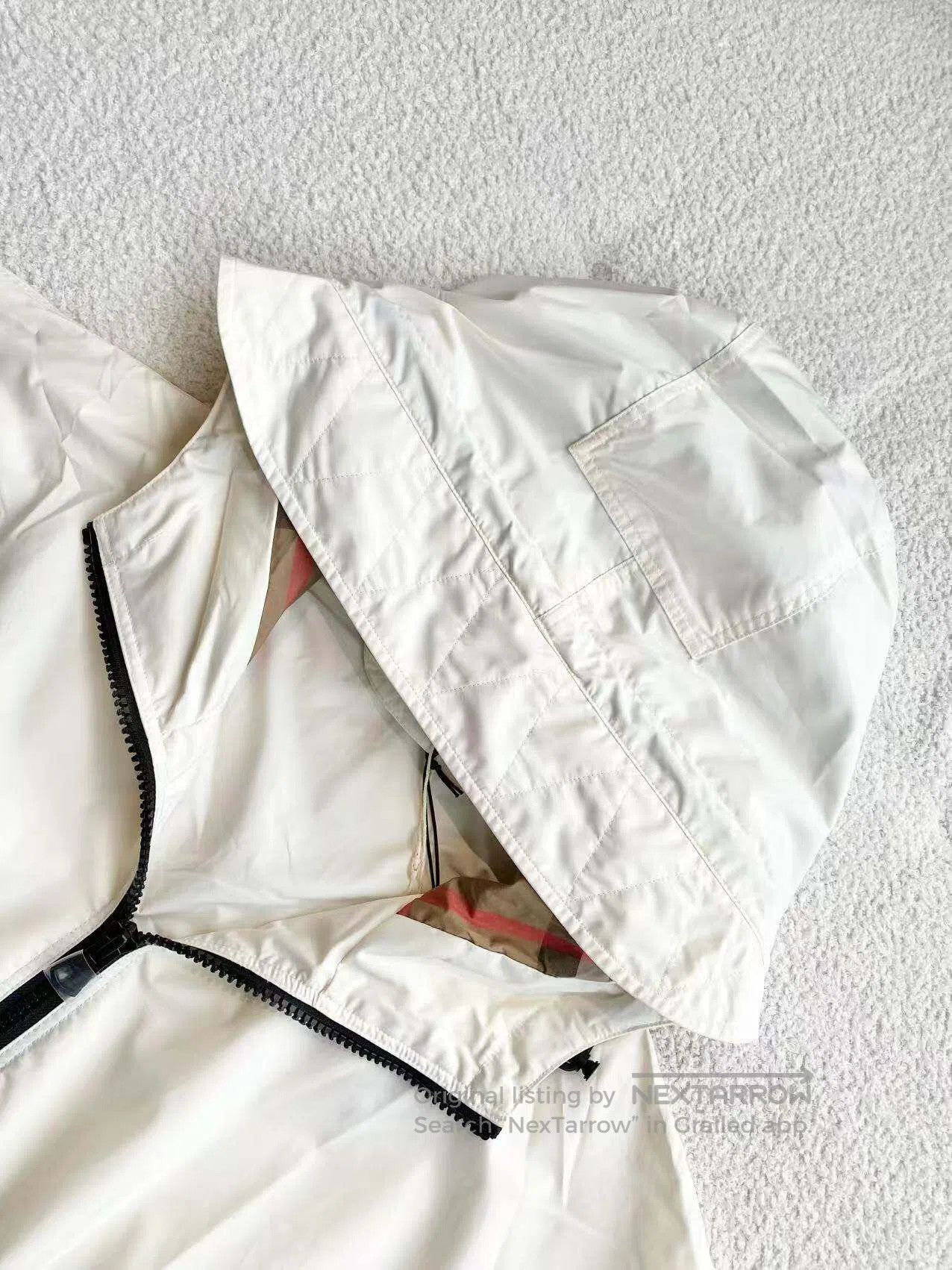 Burberry Burberry Hooded waist jacket| Size M / US 6-8 / IT 42-44 - 4 Thumbnail