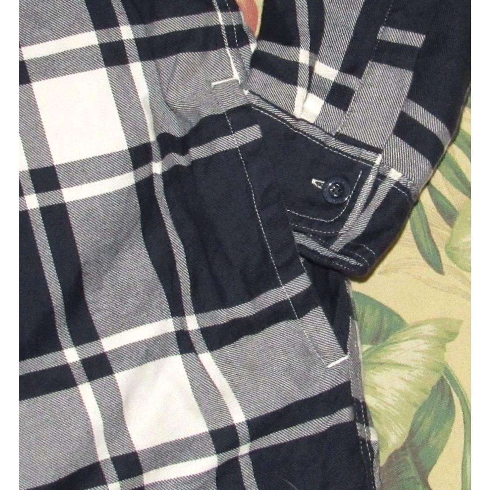 Vintage VINTAGE LL BEAN Blue Plaid Fleece Lined Shirt Jacket XL XXL Mens Shirt Jacket XL Blue Plaid Fleece Lined LL BEAN Size US XXL / EU 58 / 5 - 3 Thumbnail