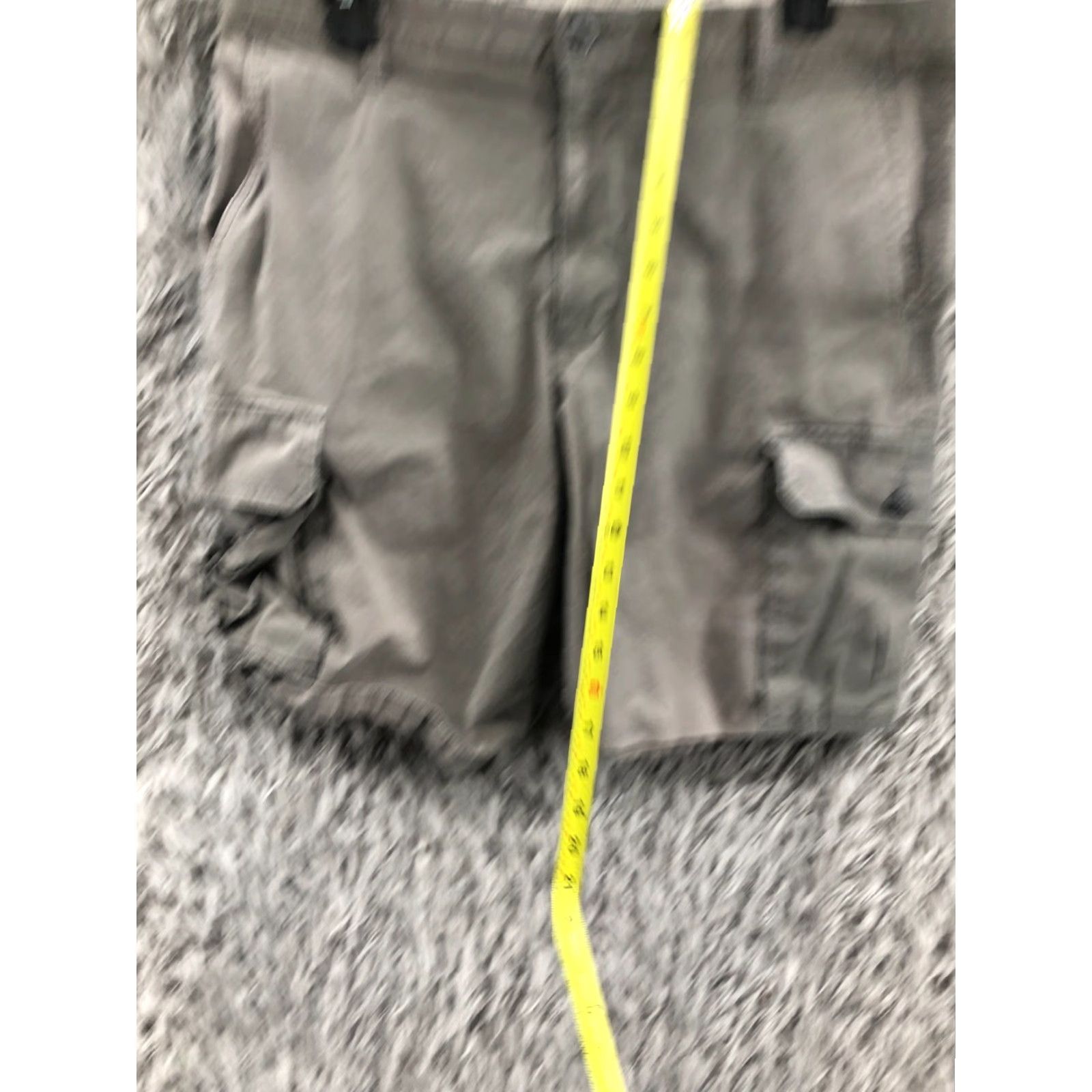 Dockers DOCKERS Cargo Shorts Mens Size 34 Mid Rise Medium Wash Gray Size US 34 / EU 50 - 3 Thumbnail