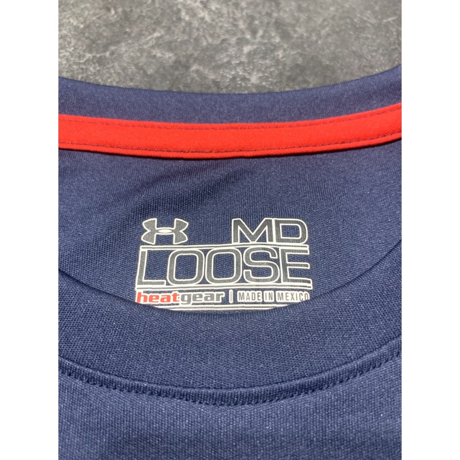 Under Armour VINTAGE Under Armour HeatGear Basketball T-Shirt Men’s Medium Crew Neck Short Sleeve Activewear Blue Size US M / EU 48-50 / 2 - 4 Thumbnail