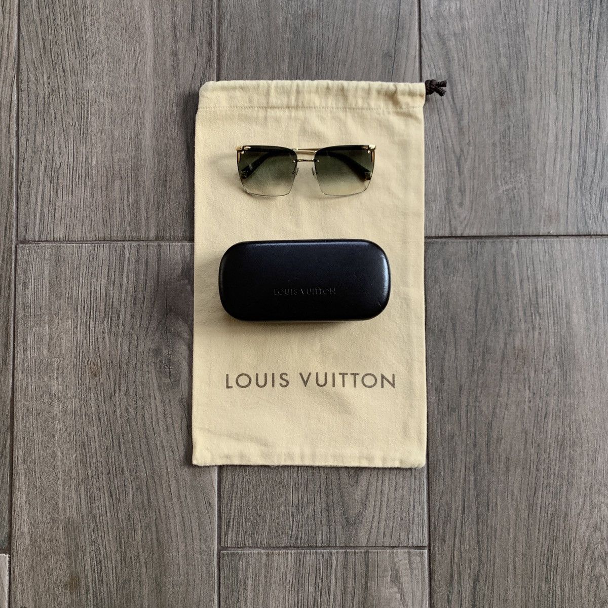 Louis Vuitton Louis Vuitton LV Monogram Gradient Z0589U Womens Sunglasses Size ONE SIZE - 3 Thumbnail