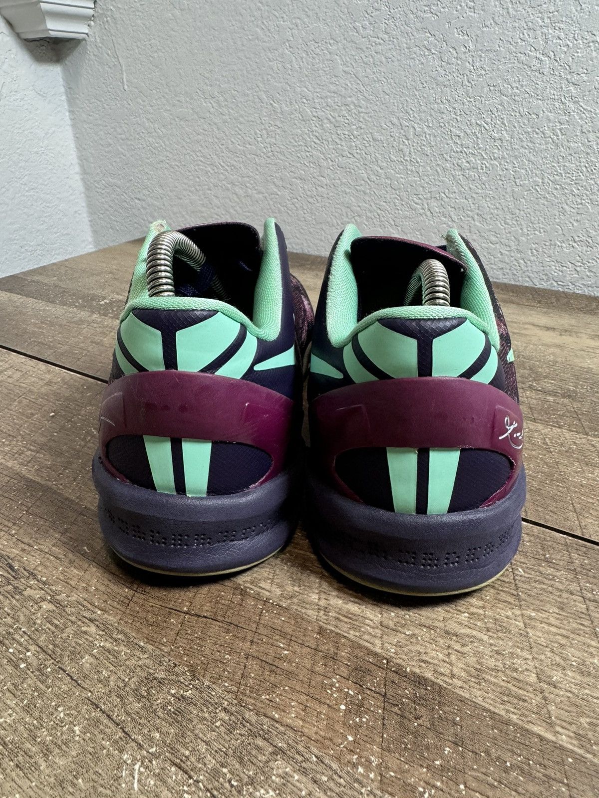 Nike Nike Kobe 8 Pit Viper Size 7Y Athletic Sneakers Mamba Size US 7 / EU 40 - 4 Thumbnail