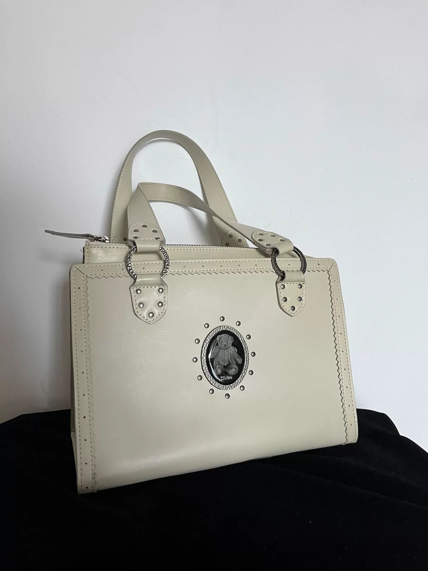 Jean Paul Gaultier Jean Paul Gaultier Teddy Bear White Handbag Size ONE SIZE - 1 Thumbnail