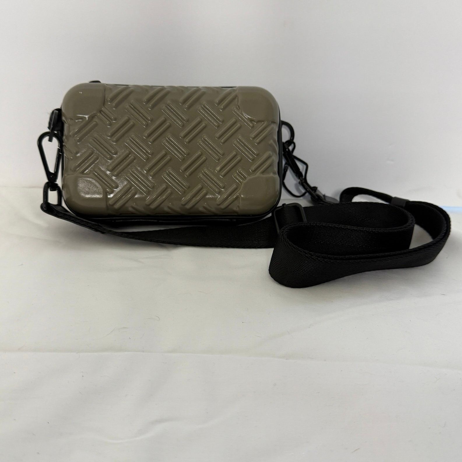 Zara Zara Rigid Crossbody Hard Shell Purse Bag Army Green Size ONE SIZE - 1 Thumbnail