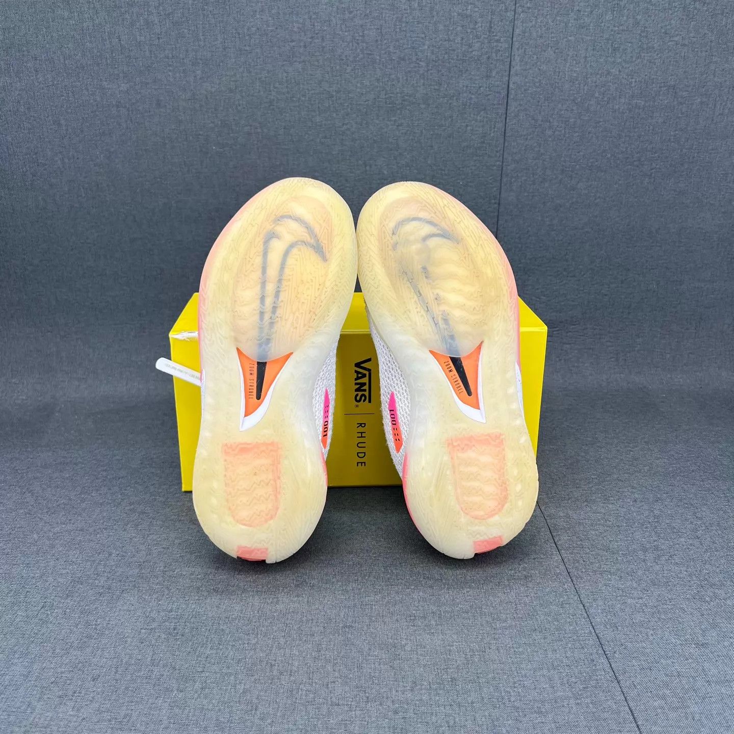 Nike GT Cut Peach 42.5 New Boxed Size US 9.5 / EU 42-43 - 6 Thumbnail